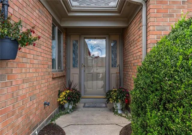Photo 3 of Sale Pending at 7015 Rosecliff Pl, Dayton, OH 45459 | MLS# 965498 | Listing updated on 2026-08-04