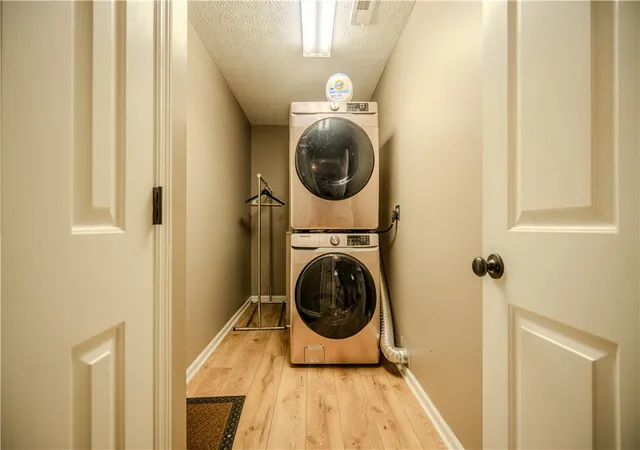 16th image of 19 Edinburgh Village Dr, Dayton, OH 45458 | MLS# 965369
