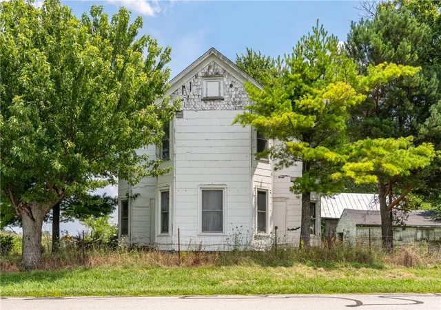 3rd image of 1974 N Preble County Line Rd, New Lebanon, OH 45345 | MLS# 965614