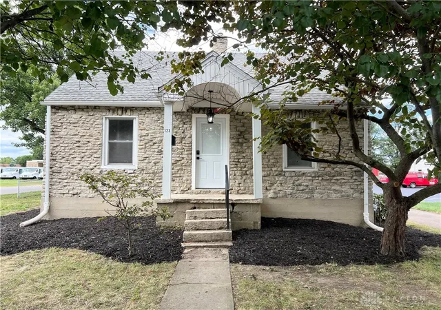 1st image of 123 Chestnut St, Englewood, OH 45322 | MLS# 965554