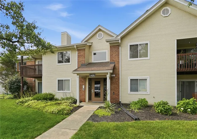 4th image of 1420 Lake Pointe Wy, Dayton, OH 45459 | MLS# 965469
