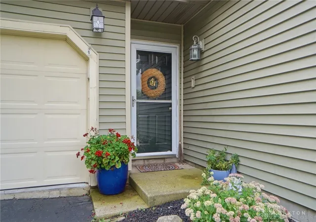 3rd image of 2208 Woodchuck Ct, Miamisburg, OH 45342 | MLS# 965431