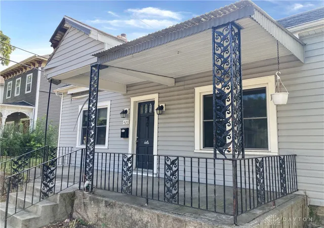 Photo 3 of Single family home for sale at 420 S Ohio Ave, Sidney, OH 45365 | MLS# 965601 | Listing updated on 2026-08-04