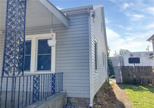 Photo 4 of Single family home for sale at 420 S Ohio Ave, Sidney, OH 45365 | MLS# 965601 | Listing updated on 2026-08-04