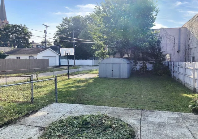 Photo 5 of Single family home for sale at 420 S Ohio Ave, Sidney, OH 45365 | MLS# 965601 | Listing updated on 2026-08-04