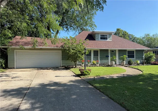 1st image of 813 E Stroop Rd, Dayton, OH 45429 | MLS# 965768
