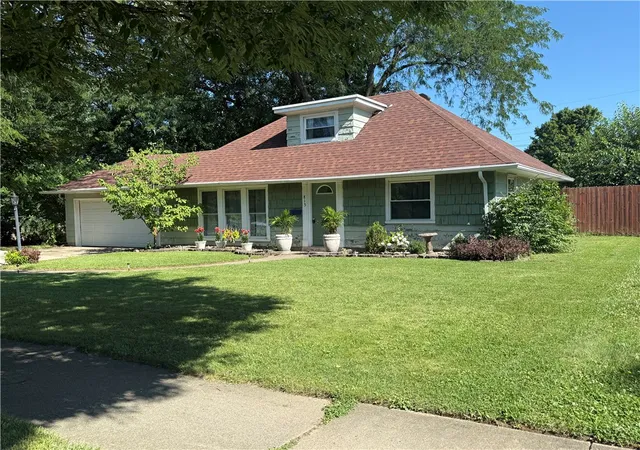 3rd image of 813 E Stroop Rd, Dayton, OH 45429 | MLS# 965768