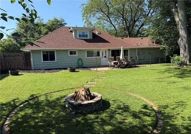 5th image of 813 E Stroop Rd, Dayton, OH 45429 | MLS# 965768