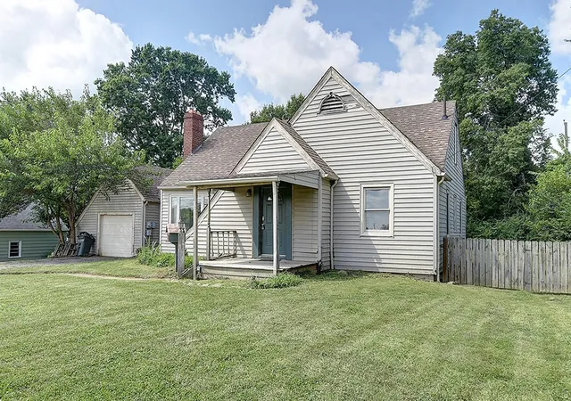 2nd image of 843 Richard St, Miamisburg, OH 45342 | MLS# 965807
