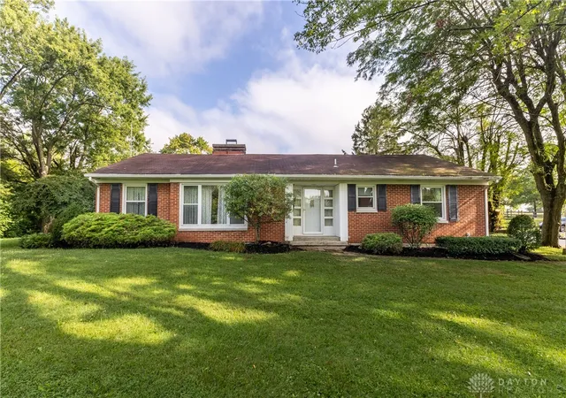 1st image of 7853 Chambersburg Rd, Dayton, OH 45424 | MLS# 965848