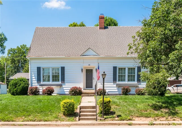2nd image of 44 Smith St, West Alexandria, OH 45381 | MLS# 965617