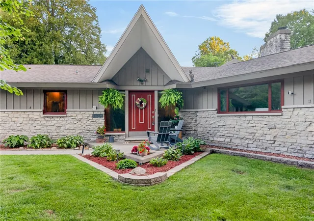Photo 3 of Single family home for sale at 1350 Childrens Home Rd, Sidney, OH 45365 | MLS# 965826 | Listing updated on 2026-10-10