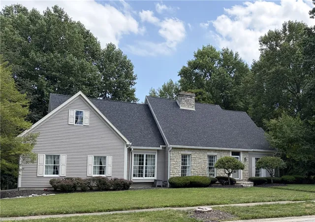 Photo 1 of Single family home for sale at 1033 E Parkwood St, Sidney, OH 45365 | MLS# 965551 | Listing updated on 2026-08-05