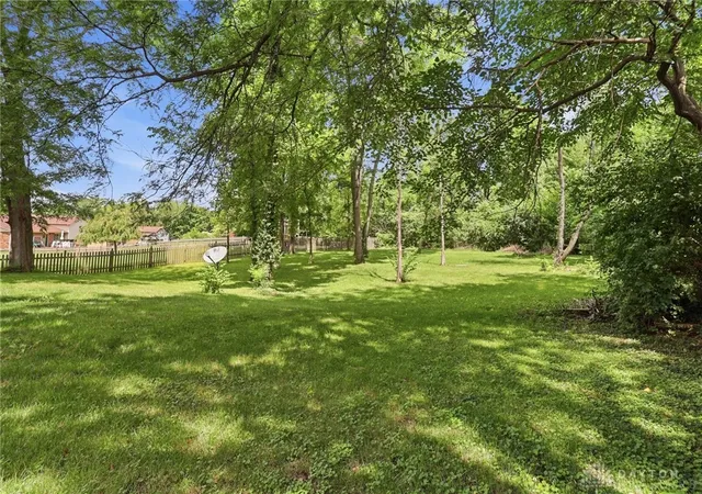 39th image of 4460 E Mohave Dr, Beavercreek, OH 45431 | MLS# 965970