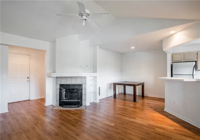 5th image of 214 Waterfront Pl, Dayton, OH 45458