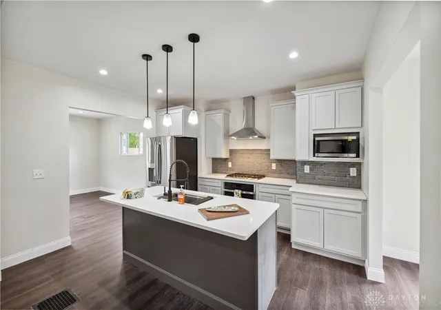 Photo 4 of Single family home for sale at 50 Winnet Dr, Dayton, OH 45415 | MLS# 965814 | Listing updated on 2026-09-01