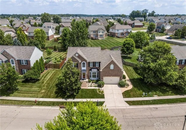 Photo 4 of Single family home for sale at 9382 Oak Brk Dr, Dayton, OH 45458 | MLS# 964496 | Listing updated on 2026-08-30
