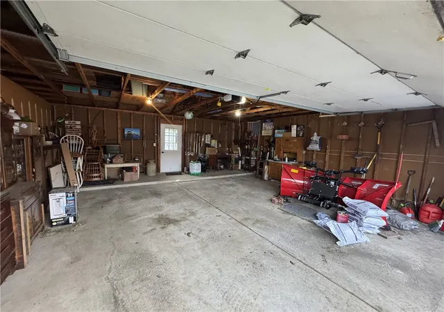 Photo 25 of Sale Pending at 126 W Van Lake Dr, Vandalia, OH 45377 | MLS# 966072 | Listing updated on 2026-08-26