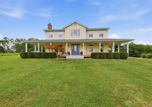 Photo 2 of Single family home for sale at 3620 Mclean Rd, Franklin, OH 45005 | MLS# 966113 | Listing updated on 2026-08-29