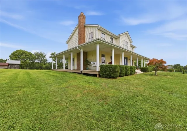 Photo 3 of Single family home for sale at 3620 Mclean Rd, Franklin, OH 45005 | MLS# 966113 | Listing updated on 2026-10-02