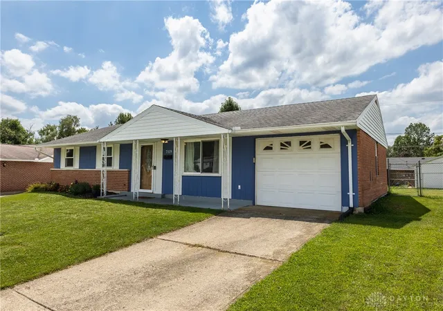 Photo 2 of Sale Pending at 7119 Kismet Pl, Dayton, OH 45424 | MLS# 966022 | Listing updated on 2026-09-01