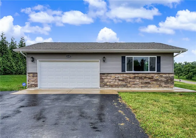 Photo 3 of Single family home for sale at 4149 Rosehill Dr, Beavercreek, OH 45431 | MLS# 964388 | Listing updated on 2026-08-26