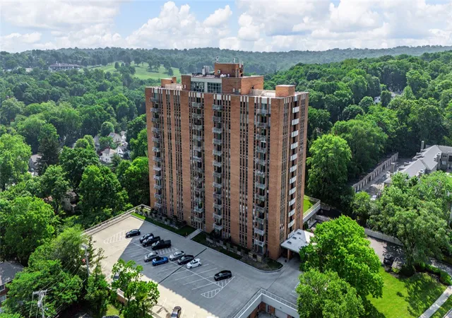Listing Photo 1 - Condo for sale in building located at 2230 S Patterson Blvd, Dayton, OH 45409 - Unit #51