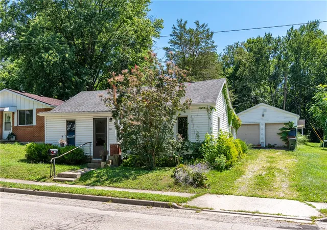 Photo 5 of Single family home for sale at 847 E 3rd Street, Xenia, OH 45385 | MLS# 965522 | Listing updated on 2026-08-28