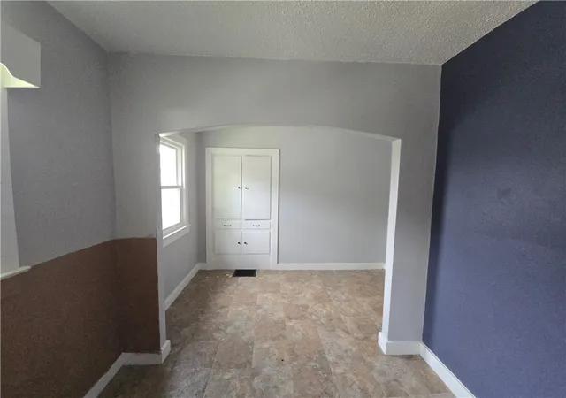Photo 4 of Single family home for sale at 231 N Lincoln St, Wilmington, OH 45177 | MLS# 966328 | Listing updated on 2026-08-28