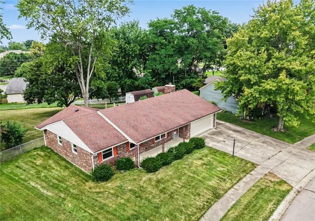 Photo 2 of Sale Pending at 5184 Seville Dr, Englewood, OH 45322 | MLS# 960244 | Listing updated on 2026-09-01