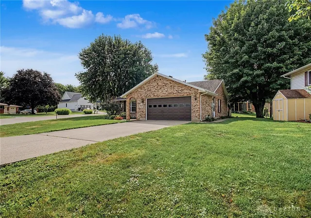 Photo 4 of Single family home for sale at 62 Sexton Dr, Xenia, OH 45385 | MLS# 966484 | Listing updated on 2026-09-01