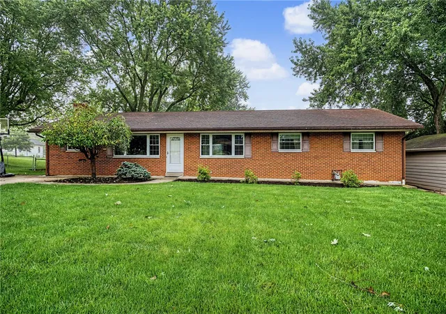 Photo 4 of Single family home for sale at 2863 Crone Rd, Beavercreek, OH 45434 | MLS# 966595 | Listing updated on 2026-08-29