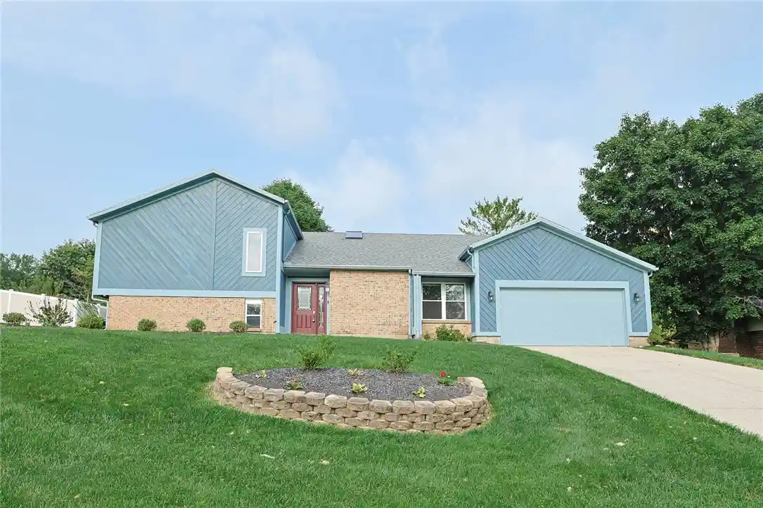 Single family home for sale at 695 Tealwood Dr, Beavercreek, OH 45430 | MLS# 966565