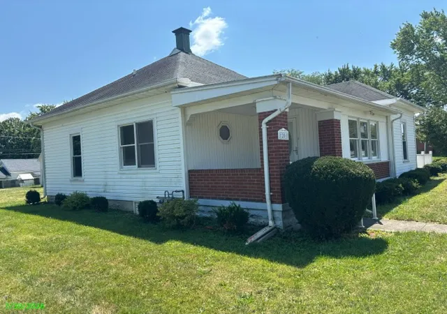 Photo 4 of Sale Pending at 1201 Leonard St, Piqua, OH 45356 | MLS# 966736 | Listing updated on 2026-09-01