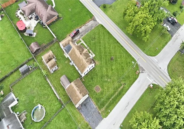 Photo 4 of Single family home for sale at 237 Kinsey Rd, Xenia, OH 45385 | MLS# 966697 | Listing updated on 2026-08-28