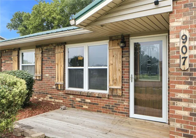 Photo 4 of Sale Pending at 907 Marcia Dr, Trenton, OH 45067 | MLS# 966817 | Listing updated on 2026-08-28