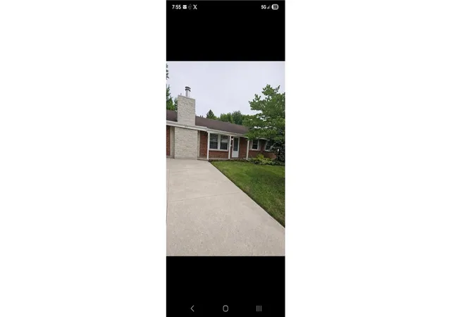 Photo 1 of Single family home for sale at 427 Bedford Ave, Xenia, OH 45385 | MLS# 966840 | Listing updated on 2026-09-01