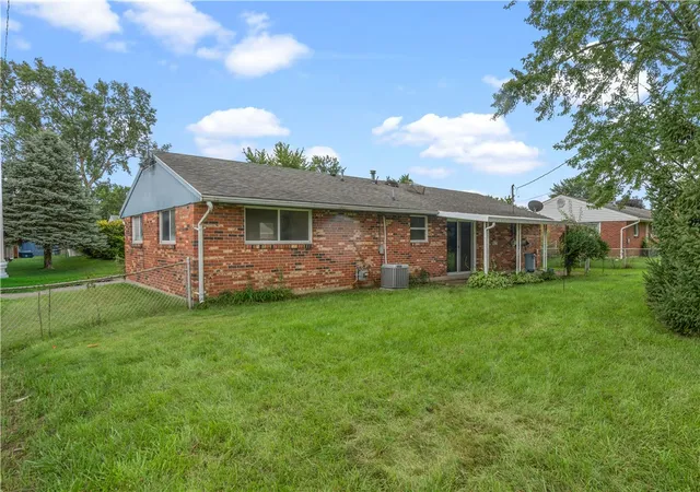 Photo 3 of Sale Pending at 7161 Saffron Dr, Dayton, OH 45424 | MLS# 966890 | Listing updated on 2026-08-27