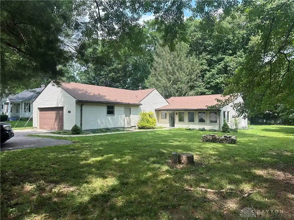 Single family home for sale at 1358 Hanes Rd, Beavercreek, OH 45434 | MLS# 966955