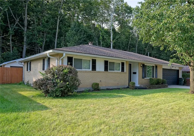 Photo 4 of Single family home for sale at 673 Fredricksburg Dr, Dayton, OH 45415 | MLS# 964713 | Listing updated on 2026-08-28