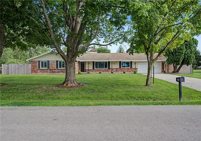 Photo 4 of Single family home for sale at 3920 Barrymore Ln, Dayton, OH 45440 | MLS# 966056 | Listing updated on 2026-08-28