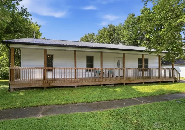Photo 2 of Sale Pending at 106 Central Ave, Blanchester, OH 45107 | MLS# 967077 | Listing updated on 2026-08-28