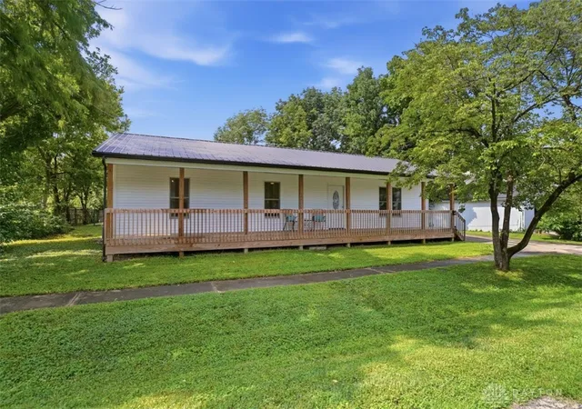 Photo 4 of Sale Pending at 106 Central Ave, Blanchester, OH 45107 | MLS# 967077 | Listing updated on 2026-08-28