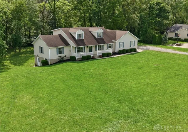 Photo 3 of Single family home for sale at 3511 Winchester Ct, Cedarville Twp, OH 45314 | MLS# 967007 | Listing updated on 2026-10-01