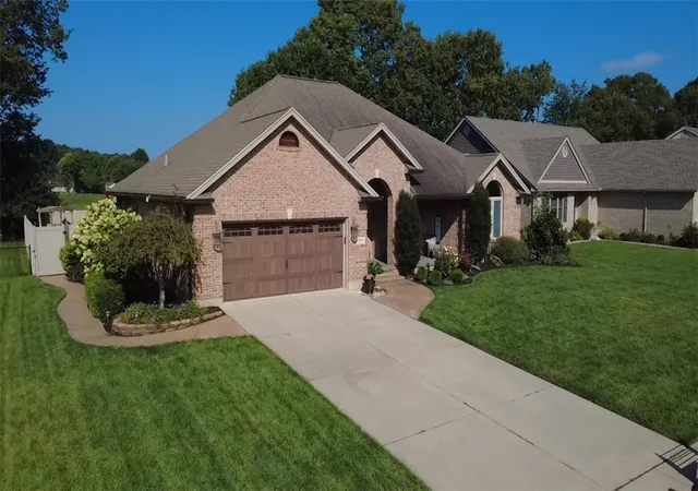 Photo 4 of Sale Pending at 111 Megan Ln, Germantown, OH 45327 | MLS# 967160 | Listing updated on 2026-08-28