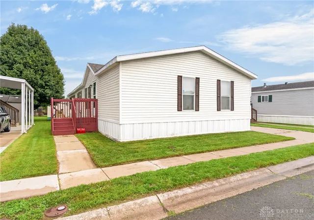 Photo 2 of Single family home for sale at 1198 Apple Blossom Ln, Sidney, OH 45365 | MLS# 967180 | Listing updated on 2026-08-27