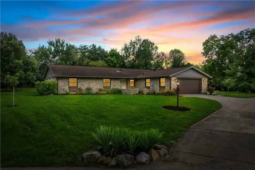 Photo 1 of Single family home for sale at 8695 Hide A Way Ln, Washington Twp, OH 45458 | MLS# 967205 | Listing updated on 2026-10-23