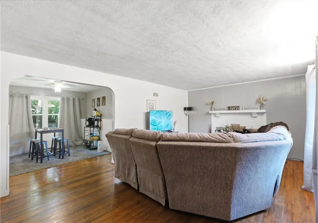 Photo 3 of Single family home for sale at 4221 Lyndell Dr, Beavercreek, OH 45432 | MLS# 967145 | Listing updated on 2026-08-26