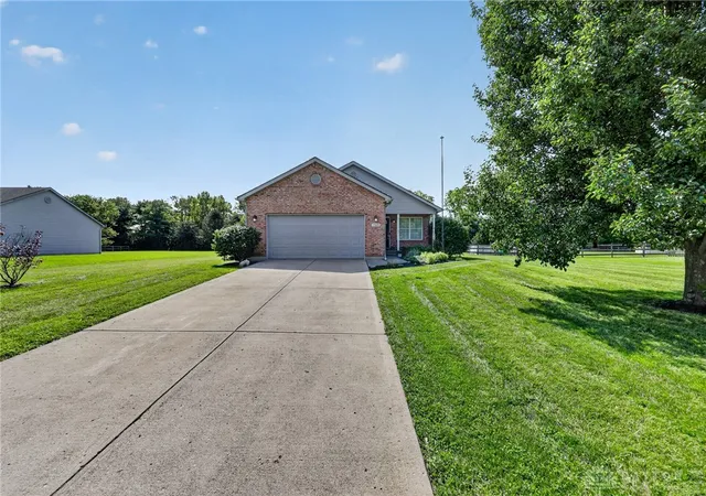 Photo 1 of Single family home for sale at 7903 Edgewater Dr, Middletown, OH 45042 | MLS# 967240 | Listing updated on 2026-09-01