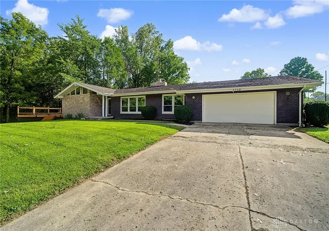Photo 4 of Single family home for sale at 3730 Old Columbus Rd, Springfield, OH 45503 | MLS# 967055 | Listing updated on 2026-10-04